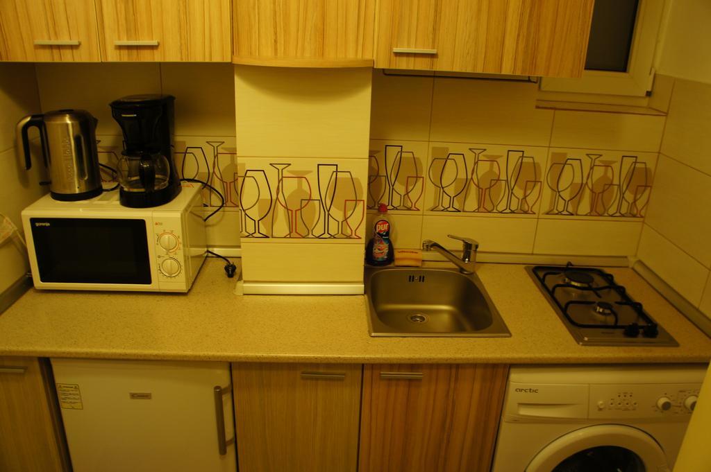 Agentia H Accommodation Bucharest Exterior photo