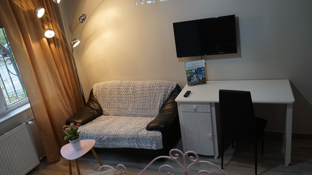 Agentia H Accommodation Bucharest Exterior photo